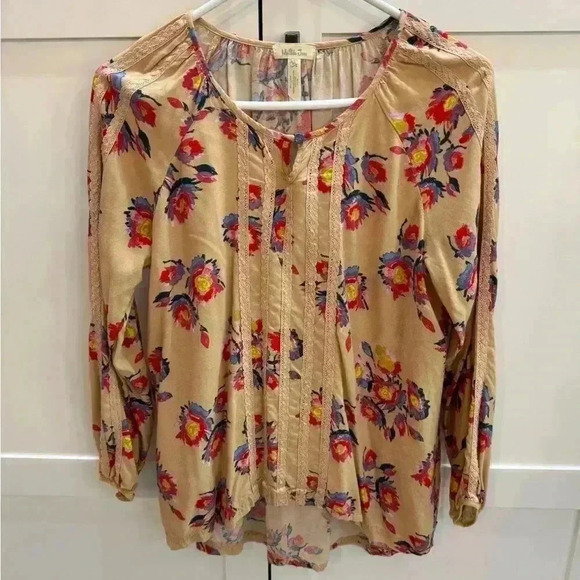 Matilda Jane Floral Kaia Peasant Top Size Medium Womens Boho Blouse Lace Detail - Picture 2 of 12